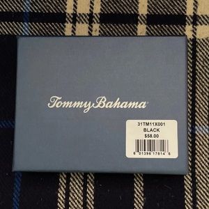Tommy Bahama Mens black wallet